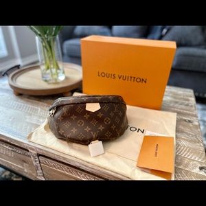 🚫SOLD🚫 Louis Vuitton bumbag